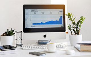 高光时刻：Tarzan赵信化身闪光，迅猛攻势三比一战胜NIP