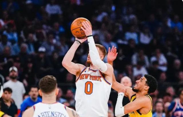 【现场】弹尽粮绝悲壮出局 尼克斯诠释篮球真谛